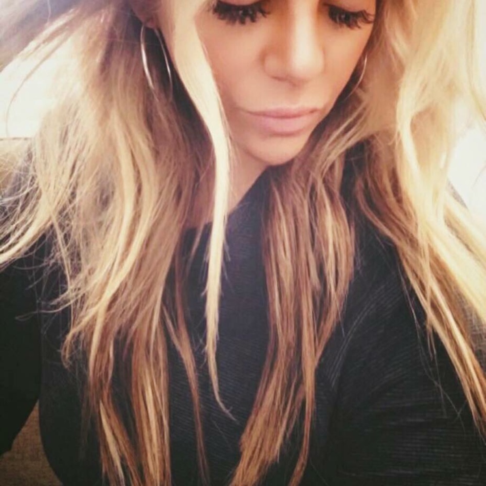 Meet your Posher, Ashlee m.